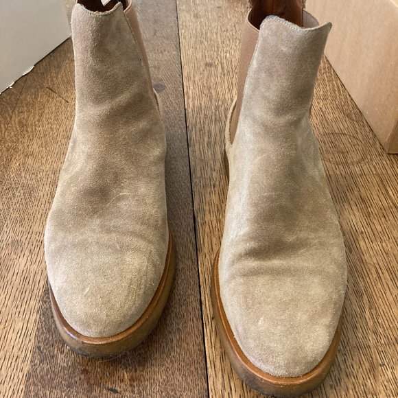 Common Projects Suede Chelsea Boots (Sand/Tan) - EU 44/US 11